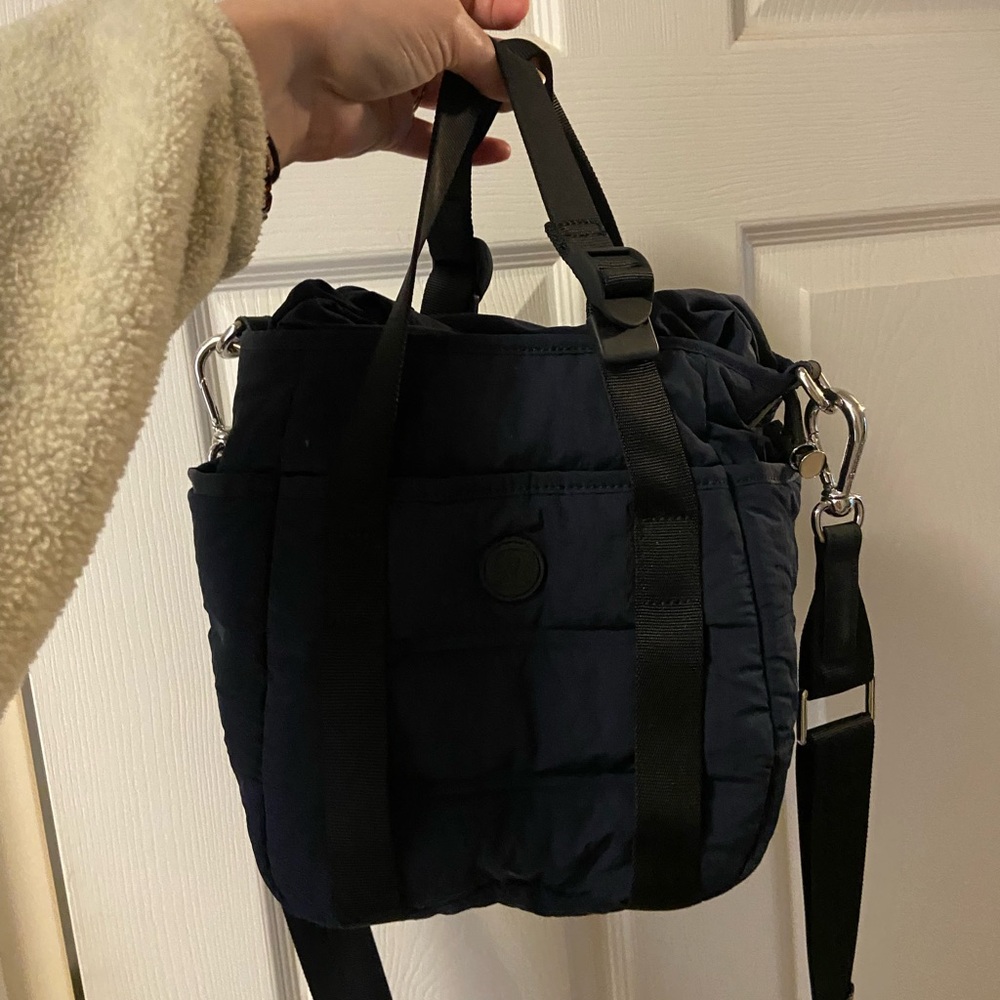 Lululemon Dash all Day Bucket bag 6.5L
